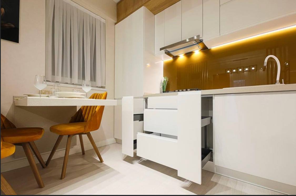 Bucătării moderne la comandă, mobilier premium